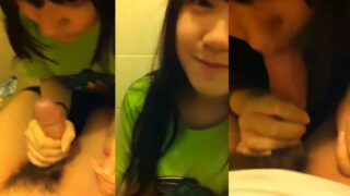 คลิปหลุดน้องเสื้อเขียวทวิต xxx ดาวโป๊ twitter 18+ น้องโดนแฟนถ่ายคลิปตอนโม๊กควยให้อย่างเสียว โดนกระแทกปากจนน้ำแตกแล้วบังคับกลืนน้ำควย